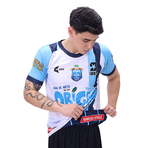 Camiseta reversible Cebada & Balón Pichari blanco celeste azul marino